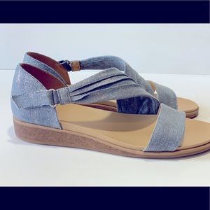 Blue Naturalizer Sandal Womens Size 12